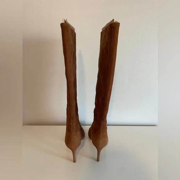 Knee high Veronica Beard boots. Size 7.5. Kitten heel. - Picture 6 of 8